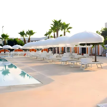 Mery Villaggio Chiusurelle * Торре-Лапилло