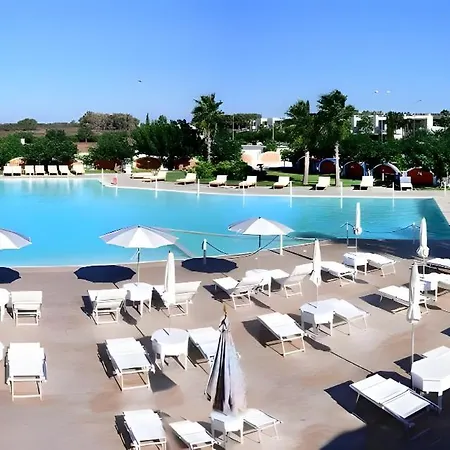 Mery Villaggio Chiusurelle * Торре-Лапилло